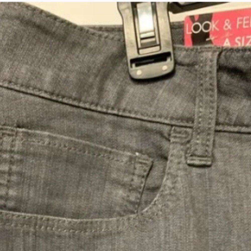 Lee Womens Gray 5 Pocket Jeans Classic Fit Straight Leg Stetch Size 16M - Picture 5 of 6